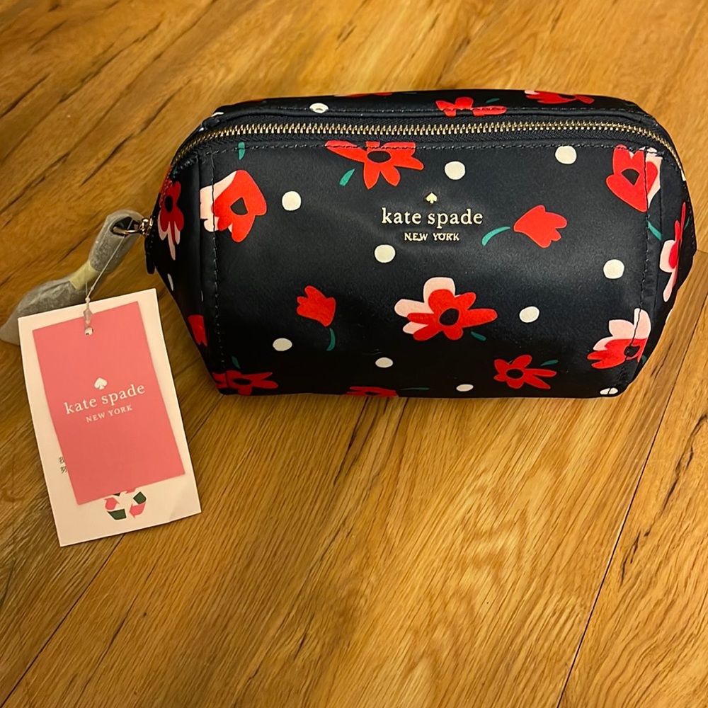 NWT Kate Spade Makeup Bag